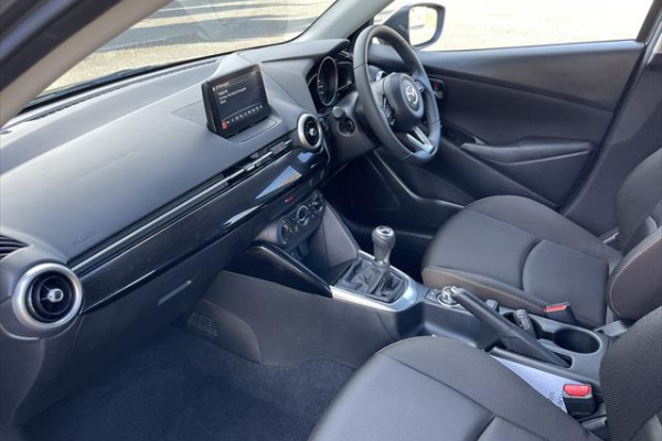 2021 Mazda Mazda2 G15 - Pure Hatch Image 6