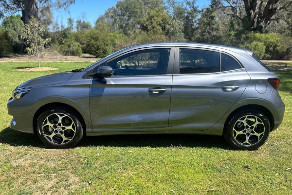 2024 MY24.5 MG MG3 ZP22 Essence Hatch Image 5