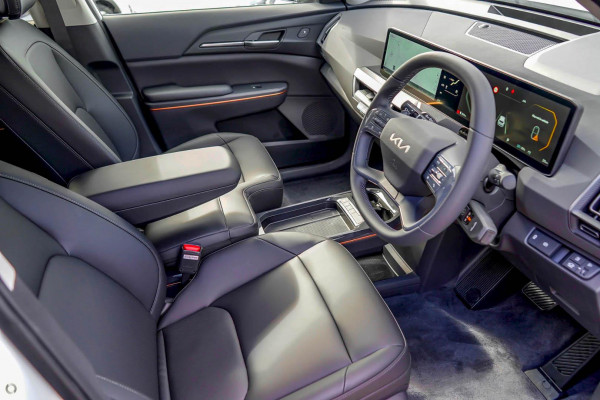 2026 Kia EV5 OVc Earth SUV Image 9