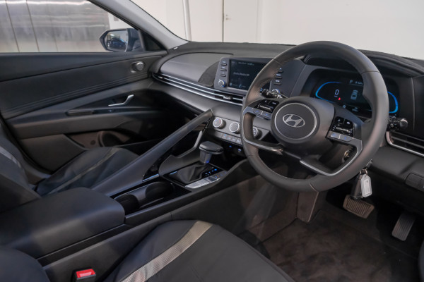 2025 Hyundai i30 CN7.V2  Sedan image 7