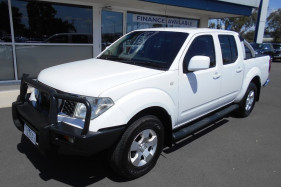 Nissan Navara ST D40