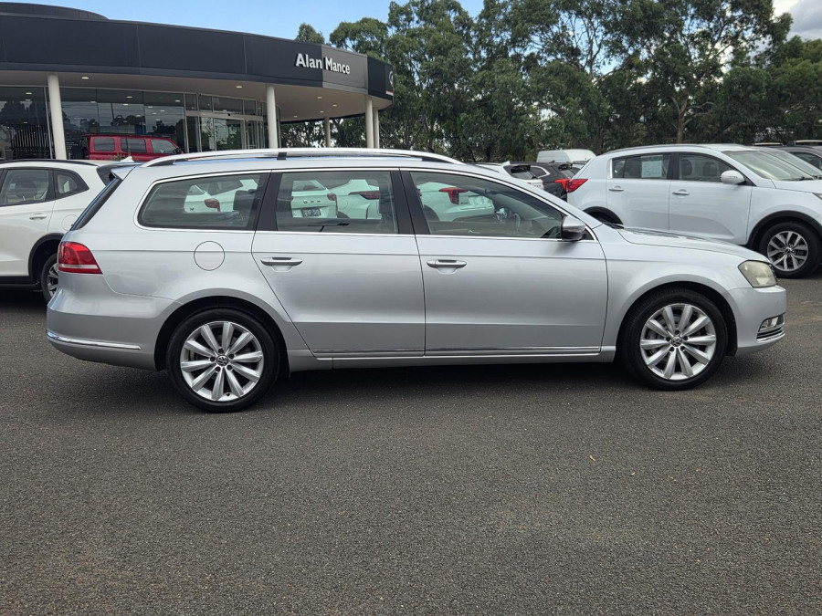 2011 MY12 Volkswagen Passat Type 3C 118TSI Wagon Image 5