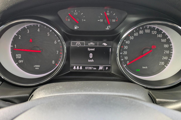 2018 Holden Commodore ZB RS Liftback Image 21