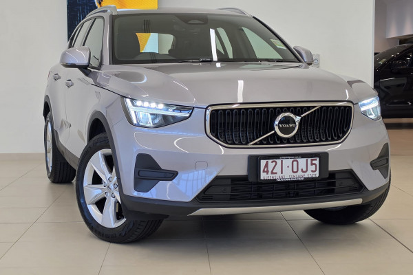 Volvo XC40 Plus B4 XZ