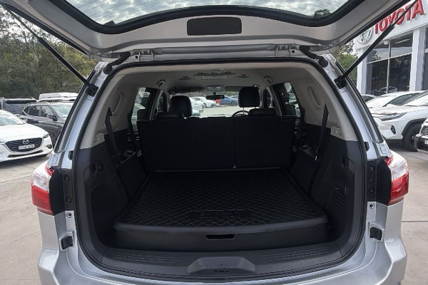 2021 Isuzu MU-X RJ LS-T SUV Image 20