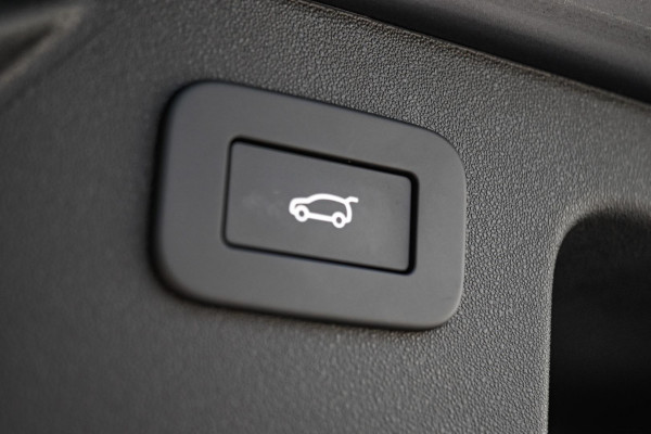 2024 MY25 Land Rover Discovery Sport L550 P200 S SUV image 6