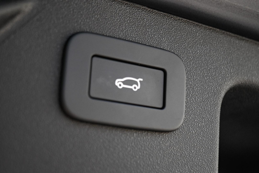 2024 MY25 Land Rover Discovery Sport L550 P200 S SUV