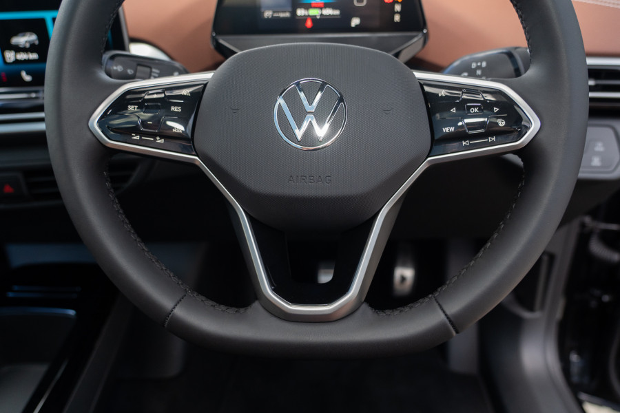 2025 Volkswagen ID. 5 E2 Pro SUV Image 11