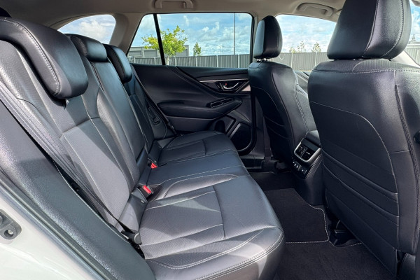 2023 Subaru Outback 6GEN AWD Touring XT SUV Image 10