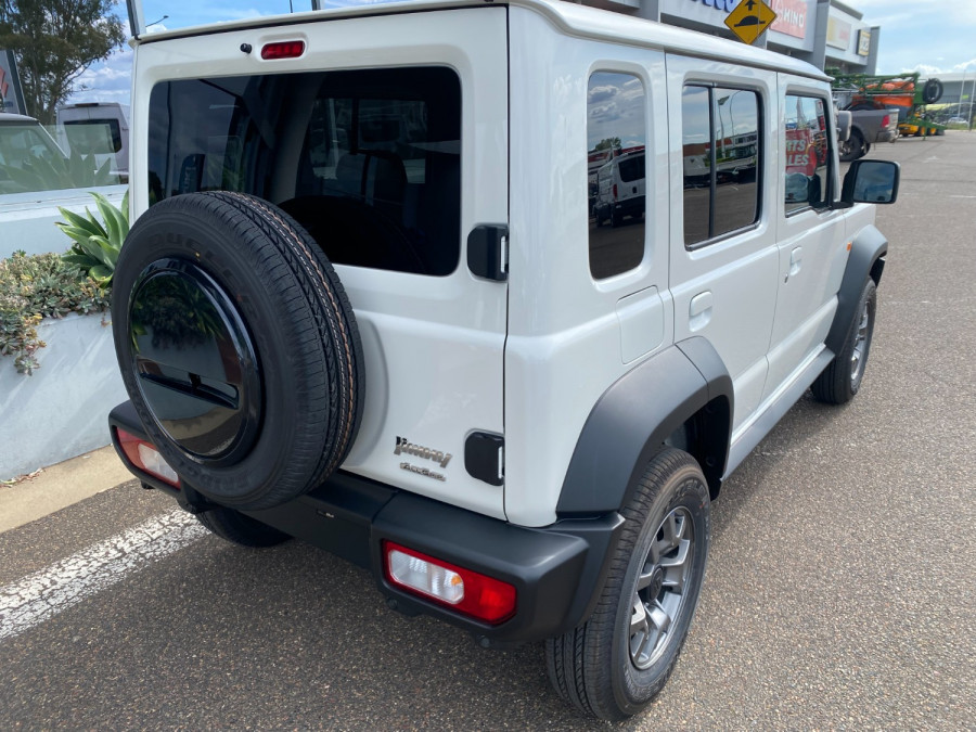 2025 Suzuki Jimny XL Wagon Image 3