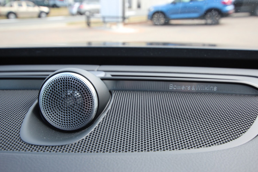 2020 Volvo XC90 L Series D5 R-Design Suv Image 15