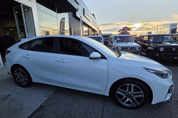 2019 Kia Cerato BD Sport+ Hatch Image 3