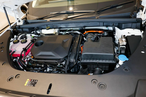 2025 MG HS AS33P Super Hybrid Essence SUV Image 20