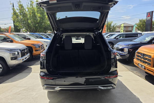2026 MY25 Mitsubishi Outlander ZM Aspire SUV Image 9