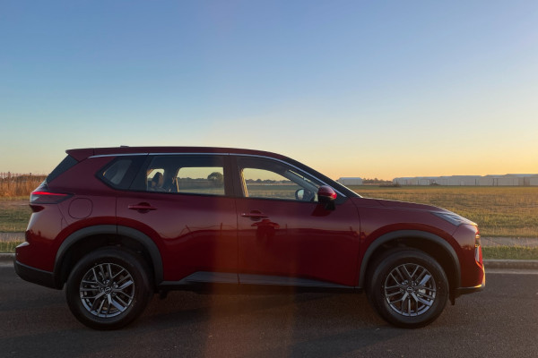 2026 Nissan X-Trail T33 ST SUV Image 2