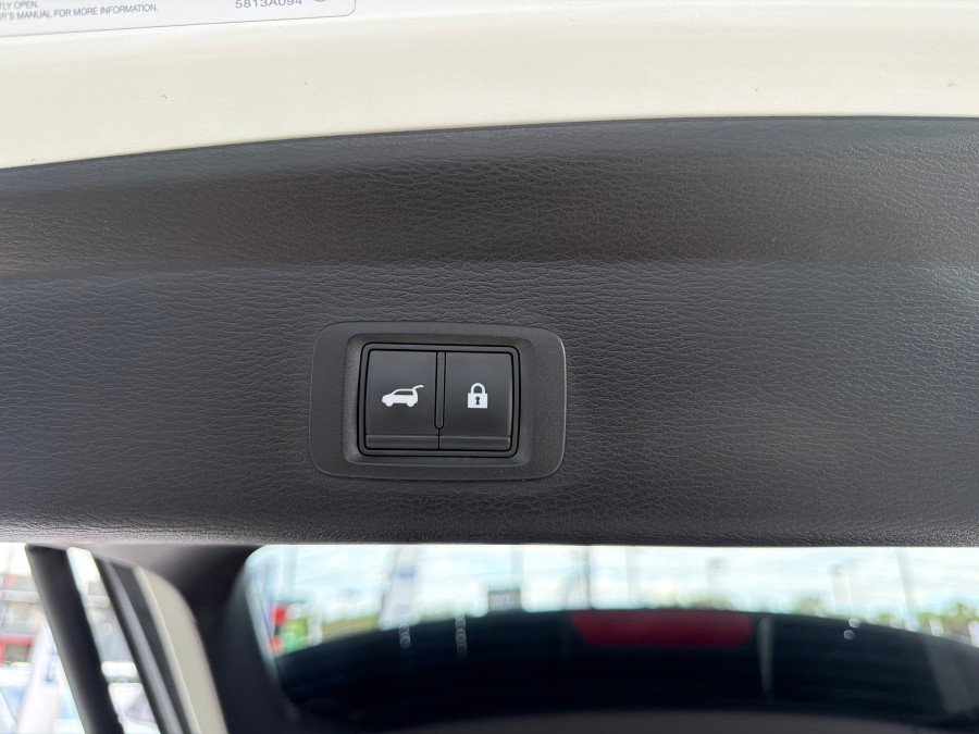 2021 MY22 Mitsubishi Outlander ZM Exceed SUV Image 23