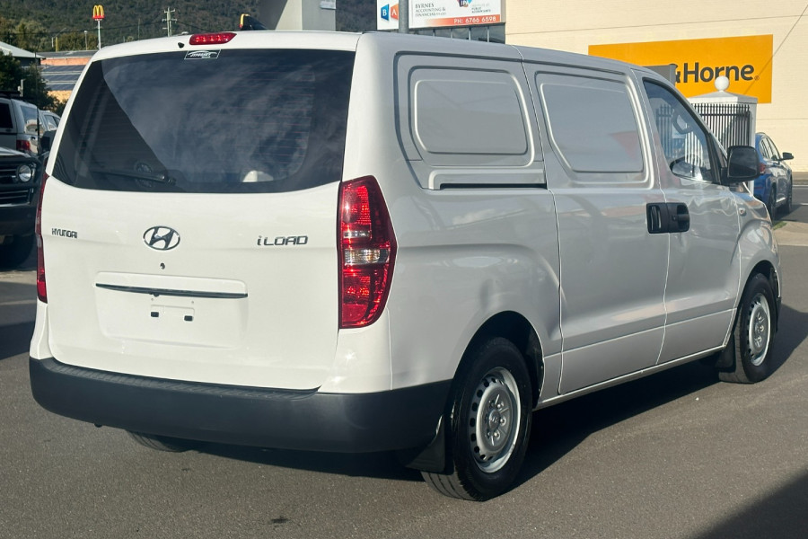 2018 Hyundai Iload Van Image 7