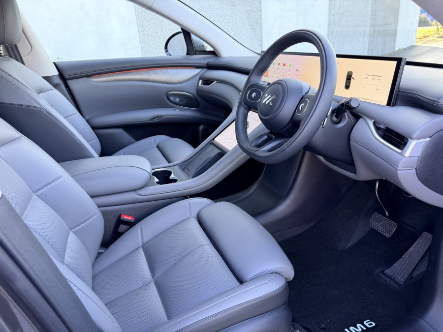 2026 MG IM6 Platinum SUV Image 12