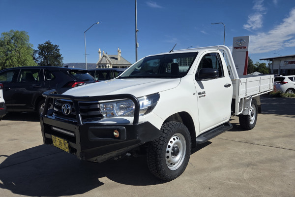 2018 Toyota HiLux  SR Single Cab Pick Up Image 3