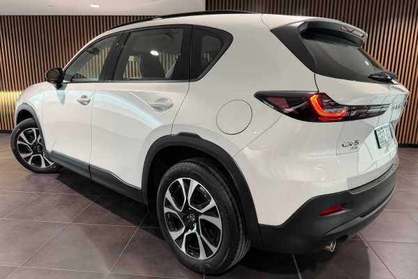 2026 Mazda CX-5 KM Series G25 Touring SUV Image 12