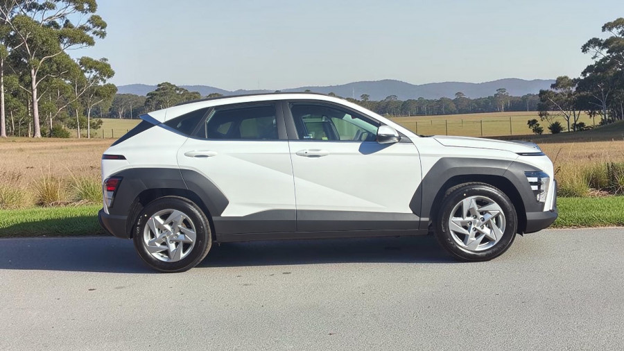 2026 Hyundai KONA SX2.V3  SUV Image 3