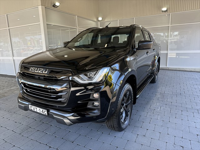 2022 MY23 Isuzu D-MAX RG X-TERRAIN Ute Image 1