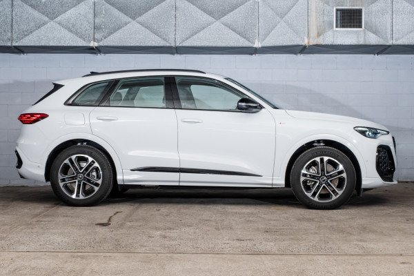 2025 Audi Q5 GU TFSI 150kW SUV image 3