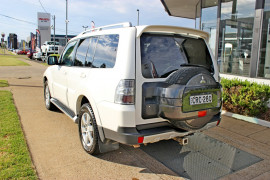 2007 Mitsubishi Pajero NS VR-X Suv