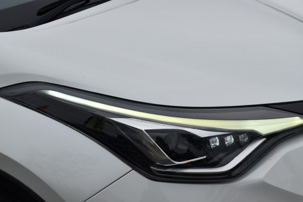 2020 Toyota C-HR NGX Koba SUV Image 6