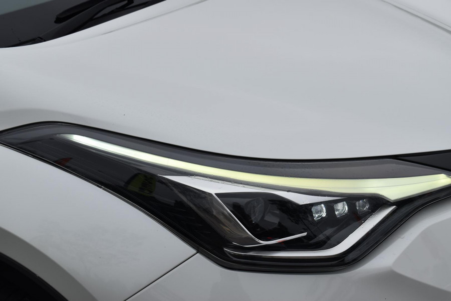2020 Toyota C-HR NGX Koba SUV Image 6
