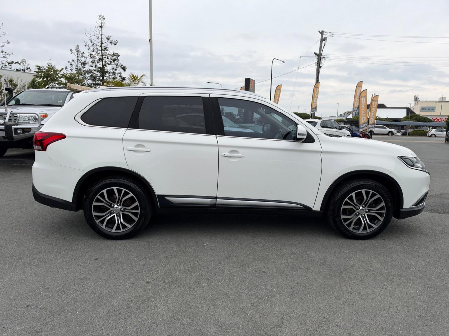 2016 MY17 Mitsubishi Outlander ZK LS Safety Pack SUV Image 6