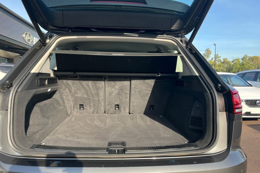 2019 Volkswagen Touareg CR 190TDI Launch Edition SUV Image 20