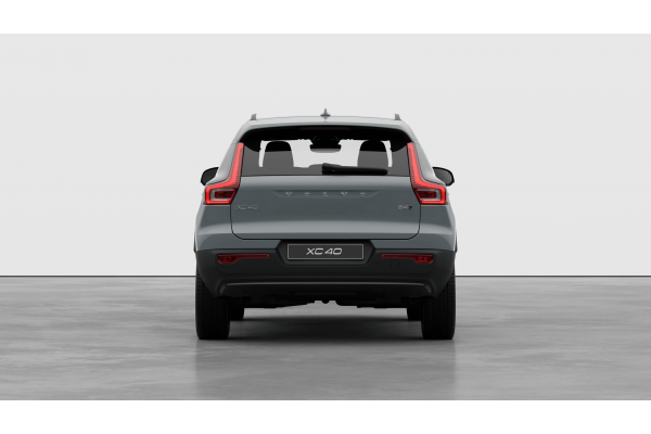 2026 Volvo XC40 XZ Ultra B4 Dark SUV Image 4
