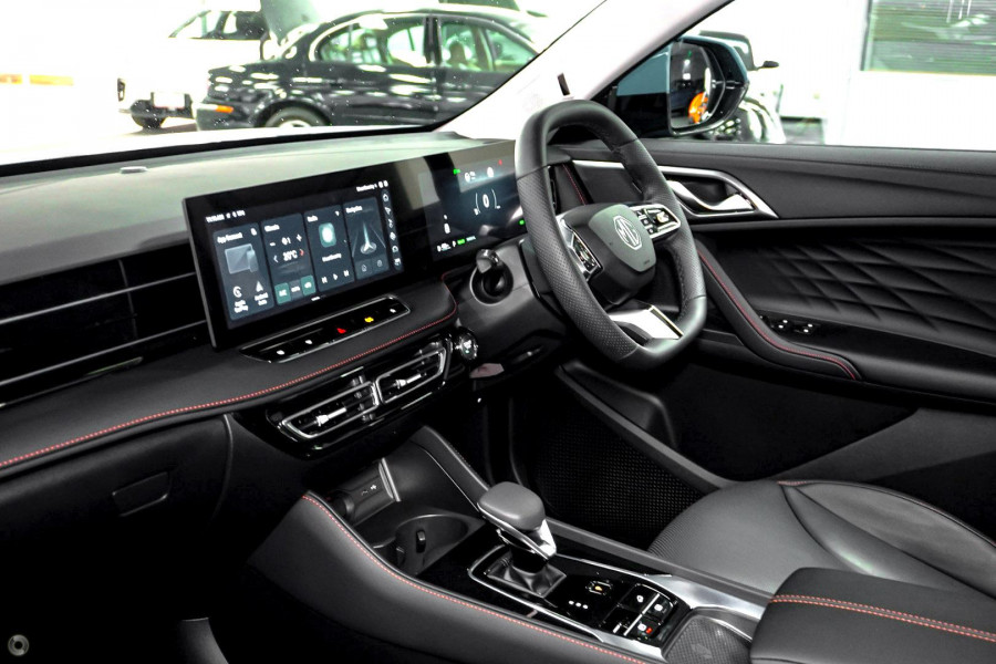 2025 MG HS AS33H Essence Hybrid+ SUV Image 6