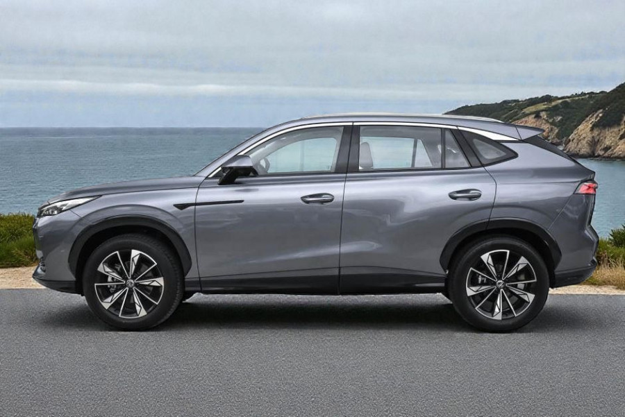 2025 MG HS AS33 Hybrid+ Excite SUV Image 2