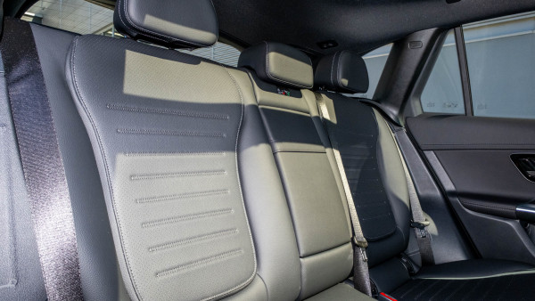 2026 MY26.55 Mercedes-Benz GLC-Class X254 GLC350 e SUV image 25