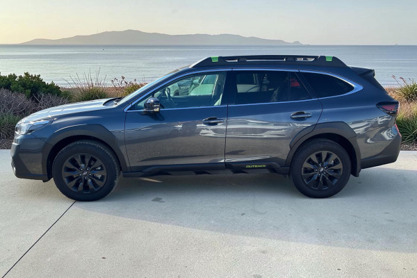 2025 Subaru Outback 6GEN AWD Sport XT SUV Image 7