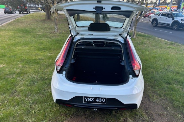 2018 MYte MG MG3 SZP1 Excite Hatch Image 5