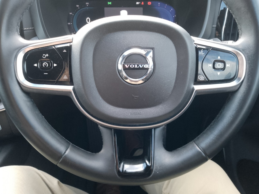 2021 MY22 Volvo XC60 UZ B6 R-Design SUV Image 27