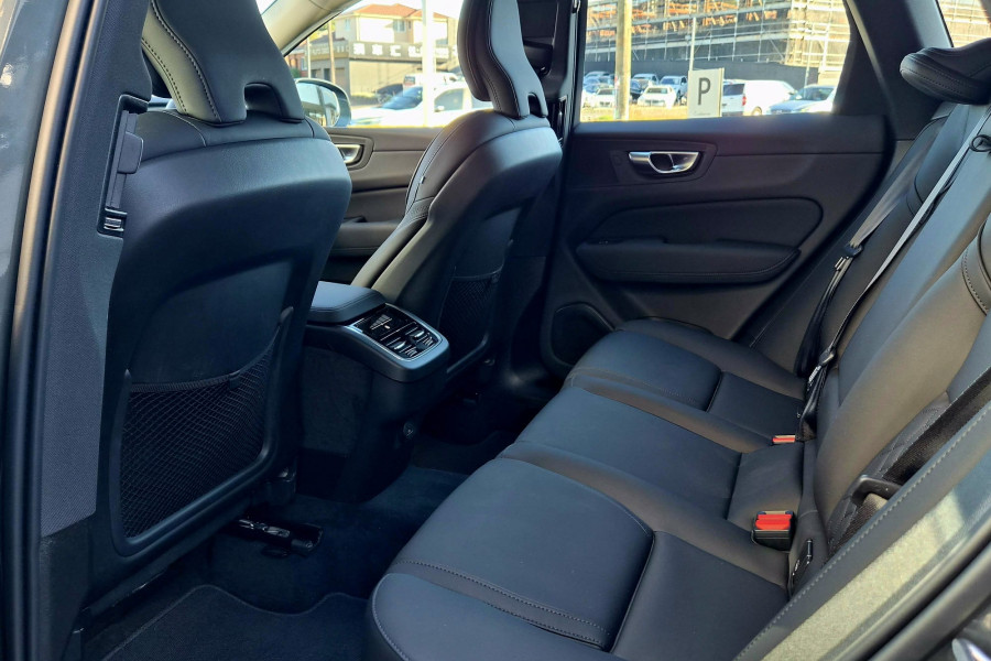 2026 Volvo XC60 UZ Plus B5 Bright SUV