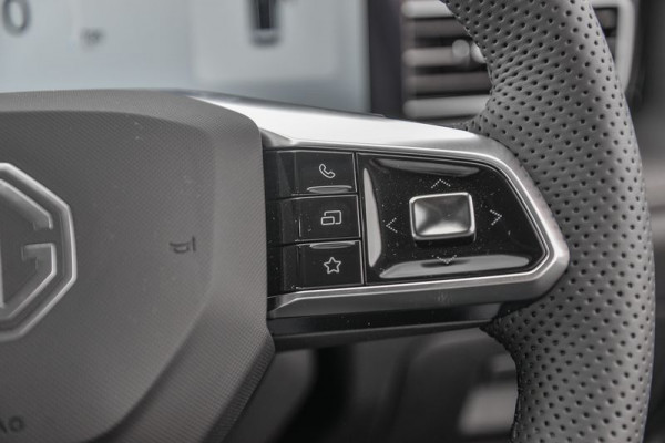 2025 MY24.5 MG HS AS33 Vibe SUV Image 5