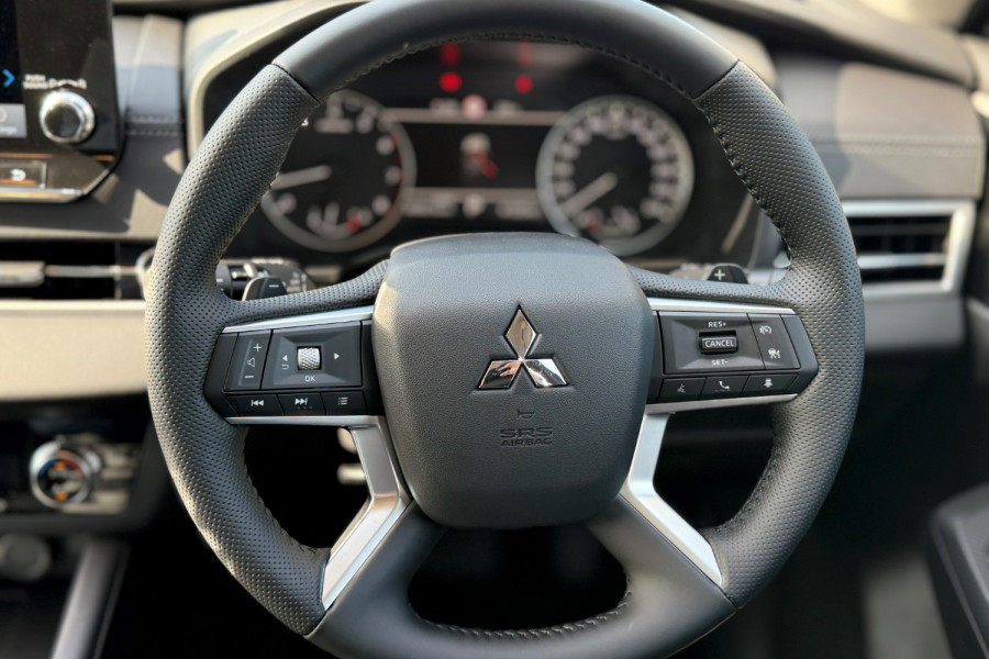 2024 Mitsubishi Outlander ZM Aspire SUV Image 29