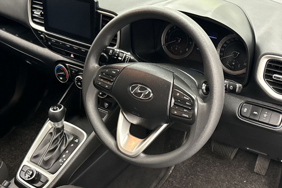 2021 Hyundai Venue QX.V3  SUV Image 17