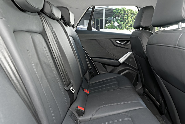 2020 Audi Q2 GA 35 TFSI design SUV image 9