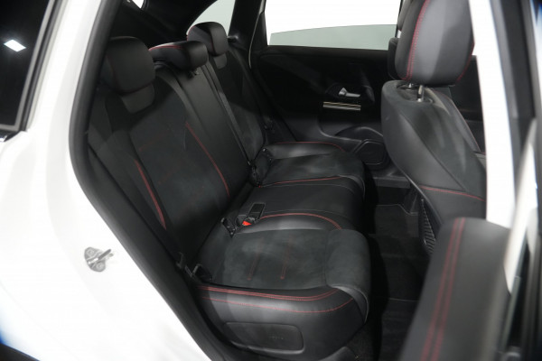 2021 Mercedes-Benz B180 Hatch image 27