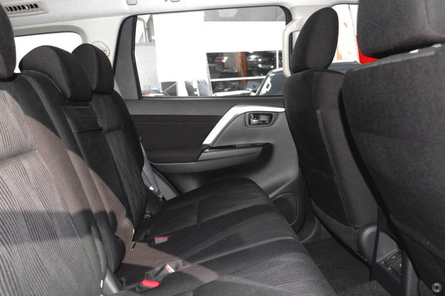 2024 Mitsubishi Pajero Sport QG GLX SUV Image 9