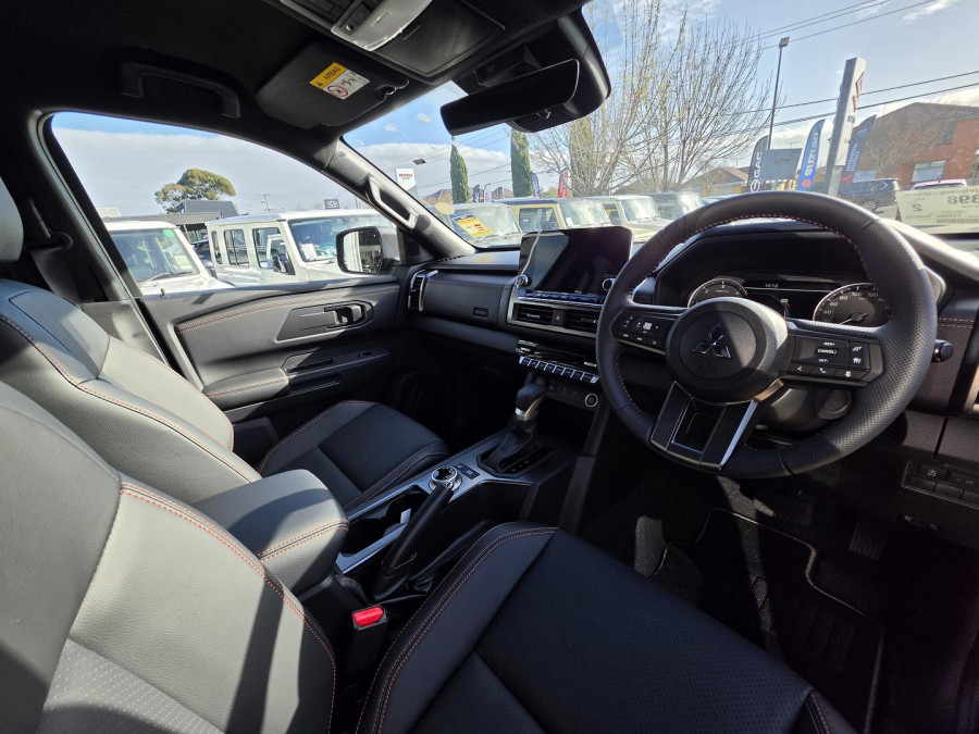 2026 Mitsubishi Triton MV GSR Ute Image 15