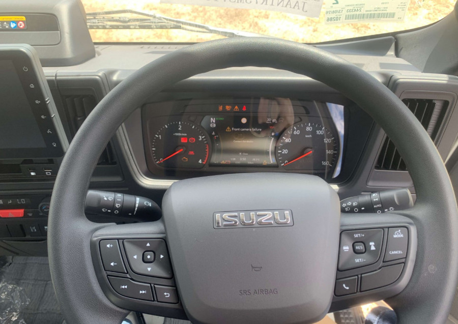 2026 Isuzu  NQR 88/80-190 AM D45 Cab Chassis Image 11