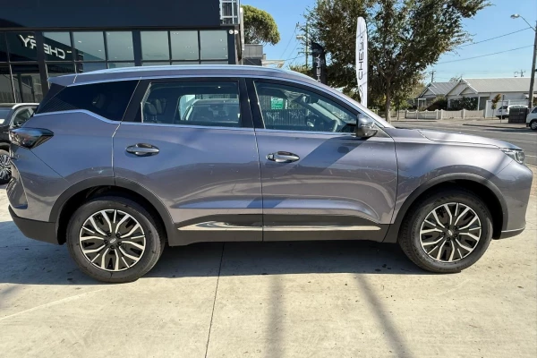 2026 Chery Tiggo 7 T32 Super Hybrid Ultimate SUV Image 2