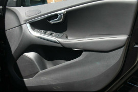 2017 Volvo V40 M Series MY17 T4 Adap Geartronic Inscription Hatchback